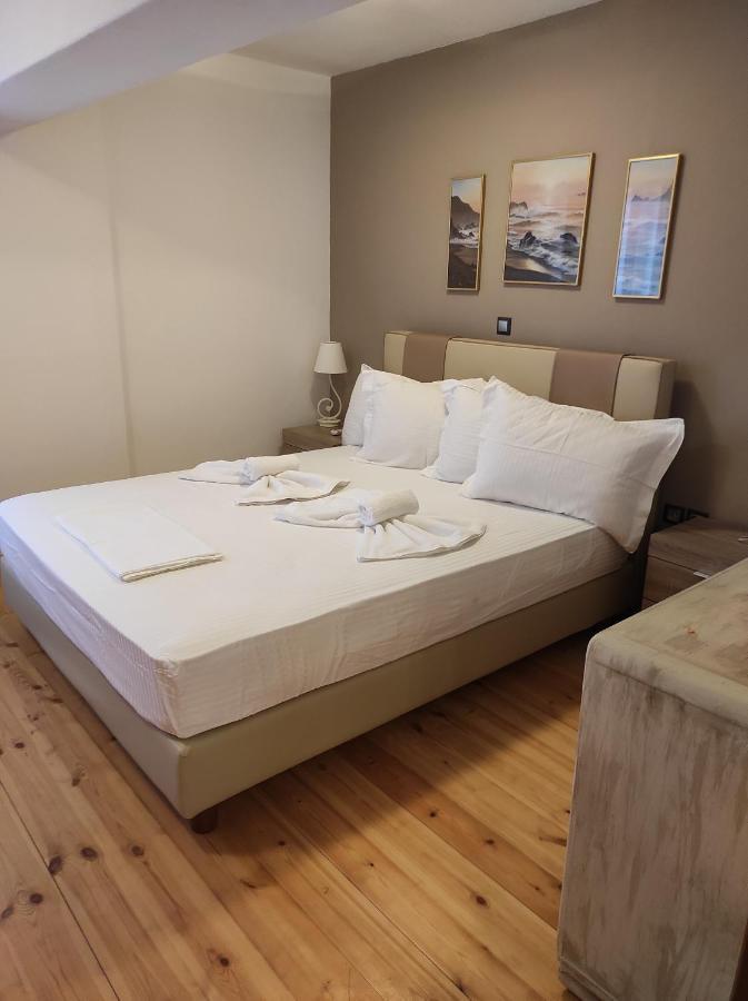 Astradeni Luxury Apartments Kratir Skála Esterno foto